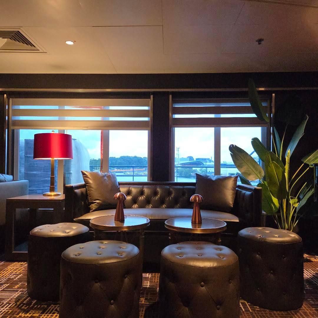 World Legacy by World Cruises — Illusion Lounge